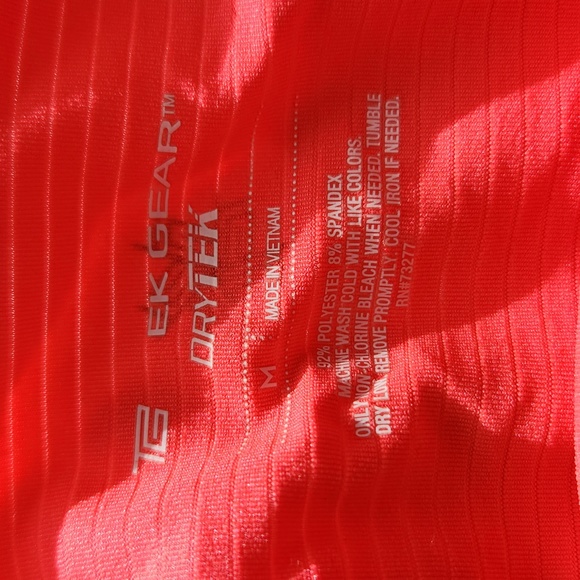 Pink tank top - Picture 2 of 2